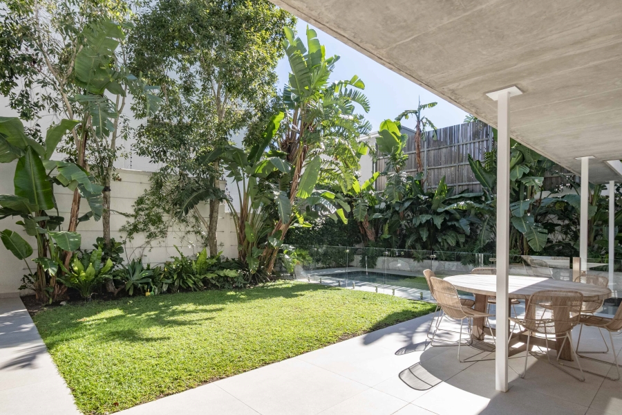4 Bedroom Property for Sale in Fresnaye Western Cape